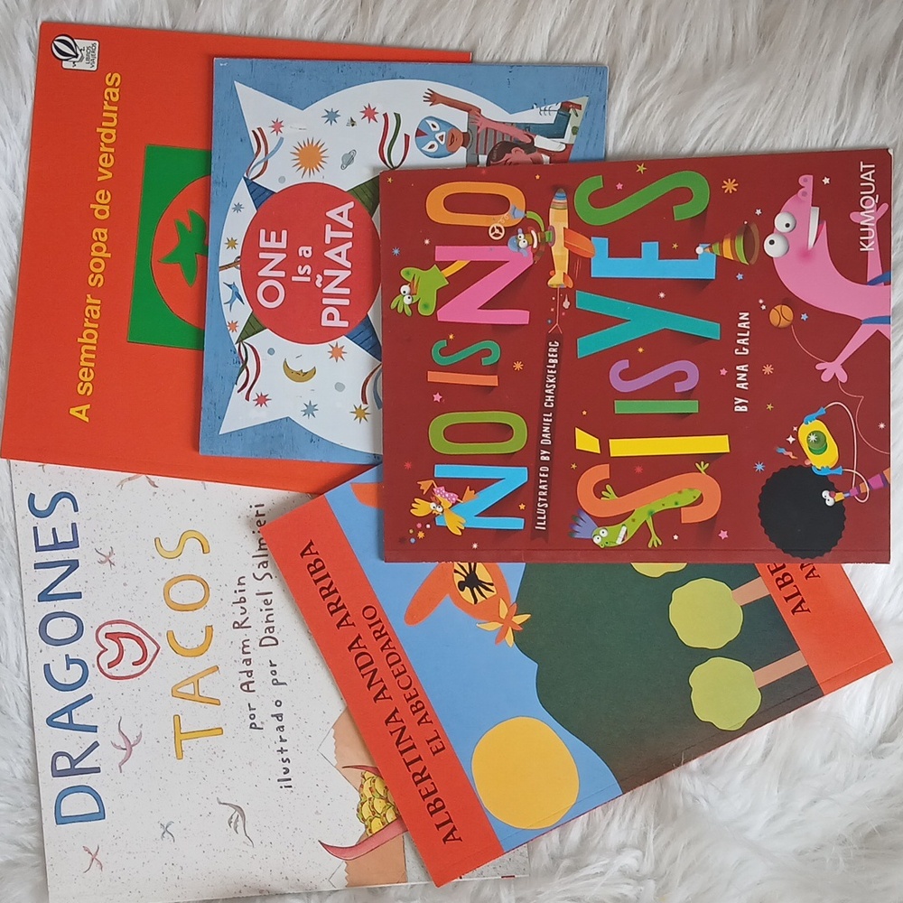 5 Spanish Scholastic Children's Books Lot